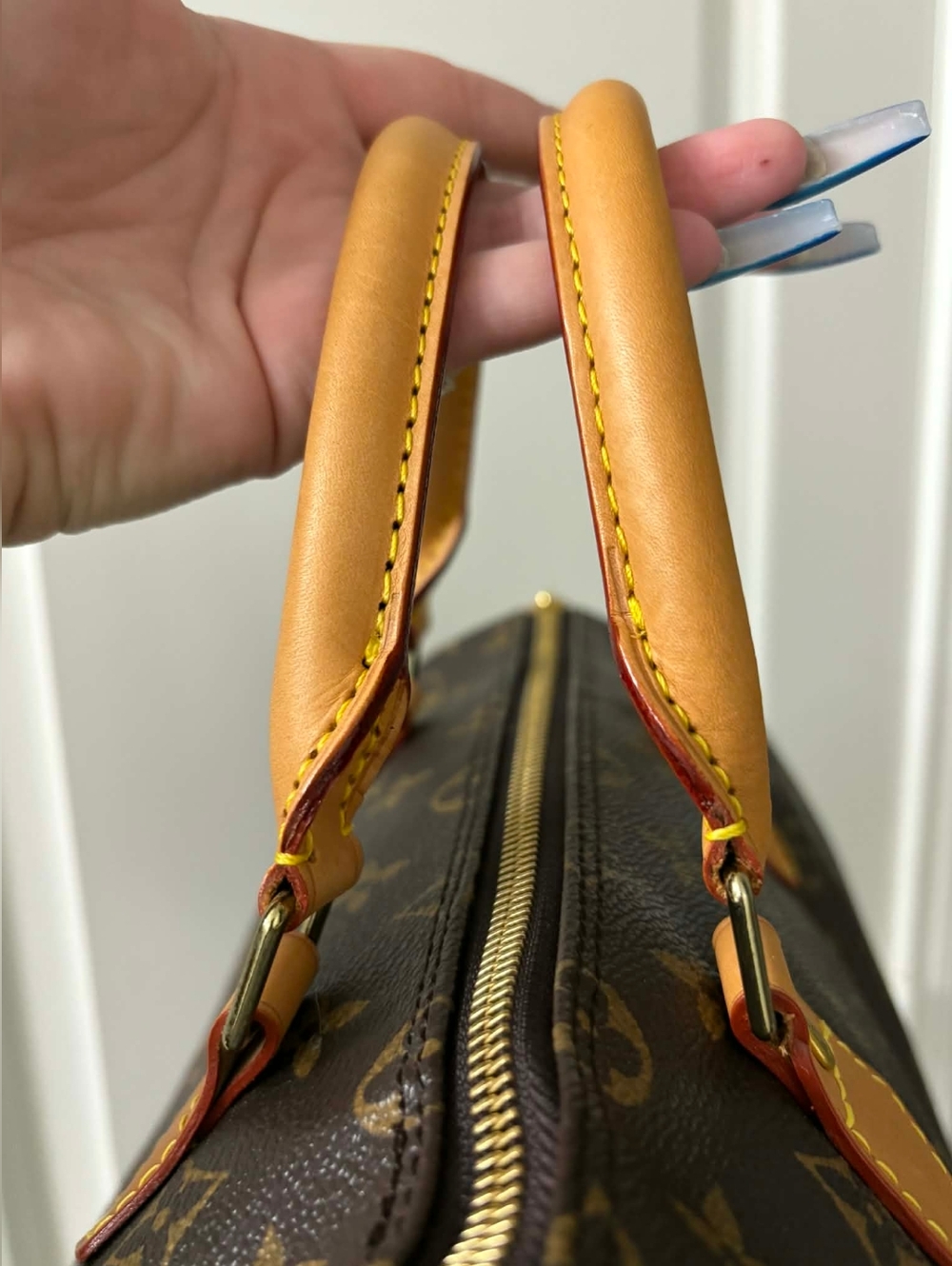 Cute Handbag - Picture 5 of 6